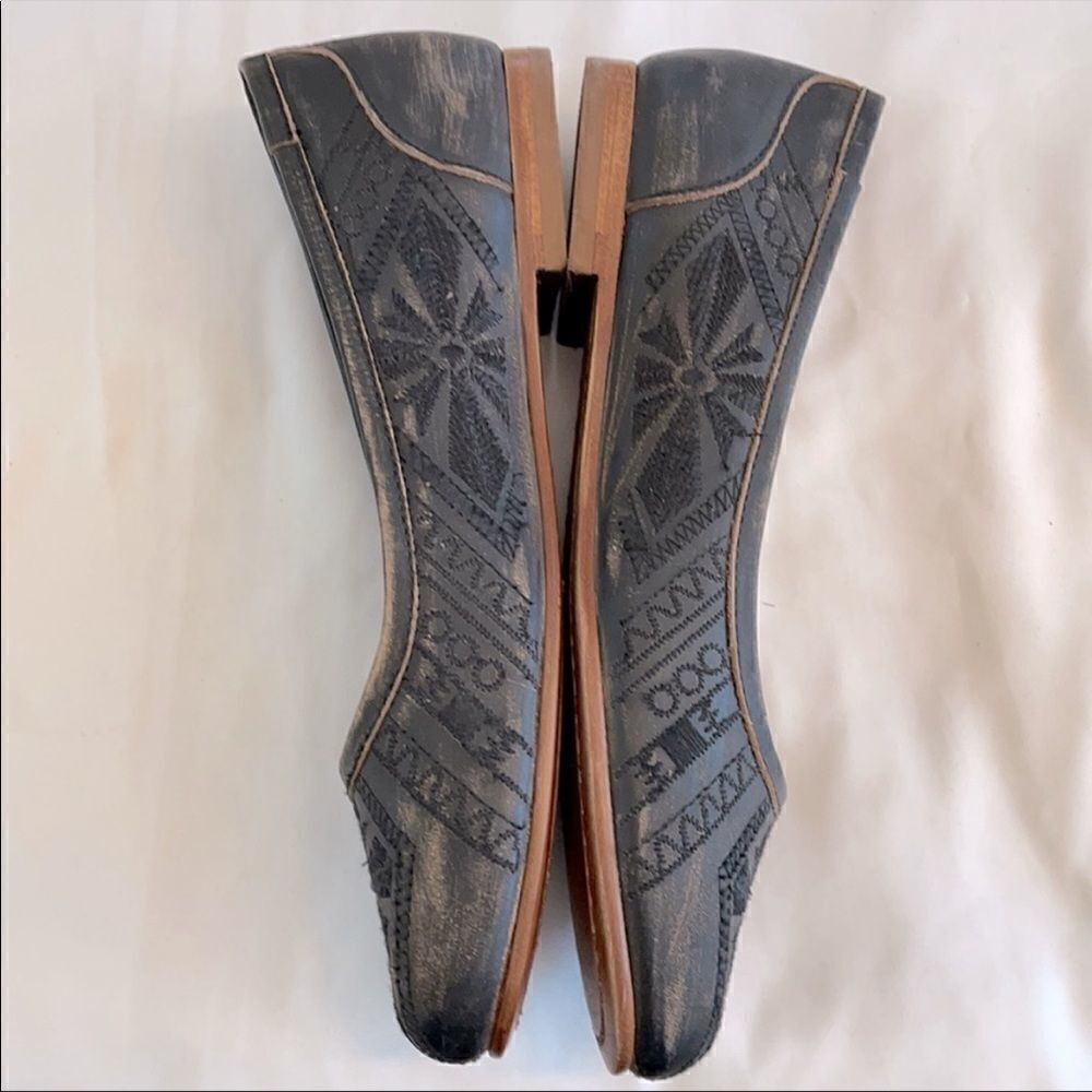 MUSSE & CLOUD DISTRESSED FLATS.   NEW. - Picture 7 of 10